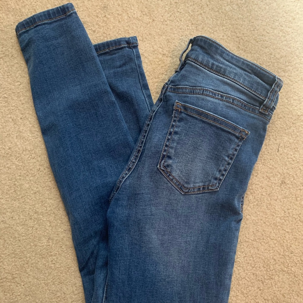 High waisted skinny jean